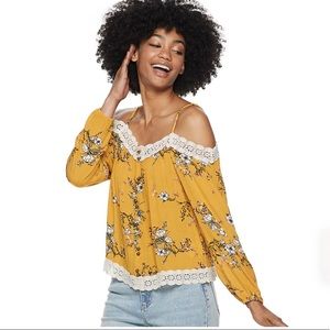 Yellow Off-the-shoulder Floral top Size XL